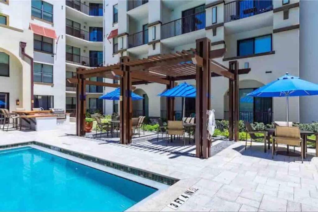 Blooming Journey In Tampa Bay! Apartment Exterior foto